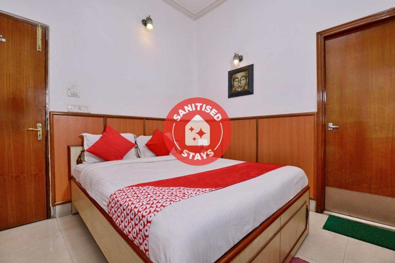 Oyo 3436 Shree Utsav Palace Guest House Calcutta Exterior foto