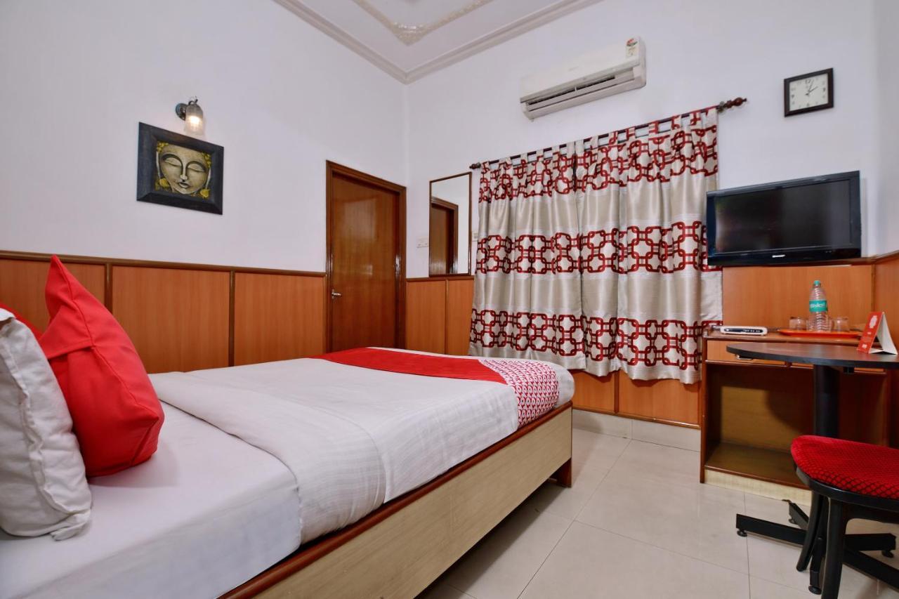 Oyo 3436 Shree Utsav Palace Guest House Calcutta Exterior foto